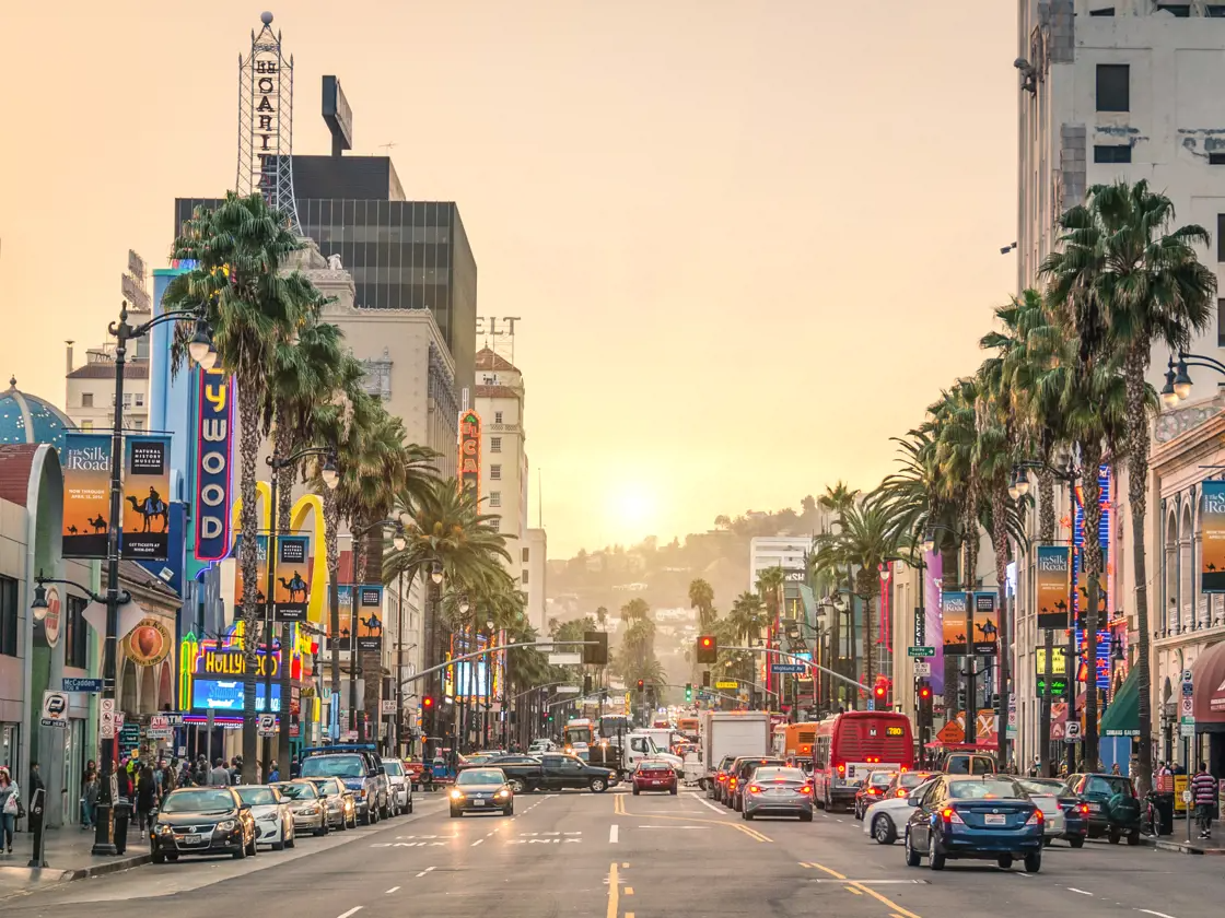 Best Places for Tourists to Stay in Los Angeles